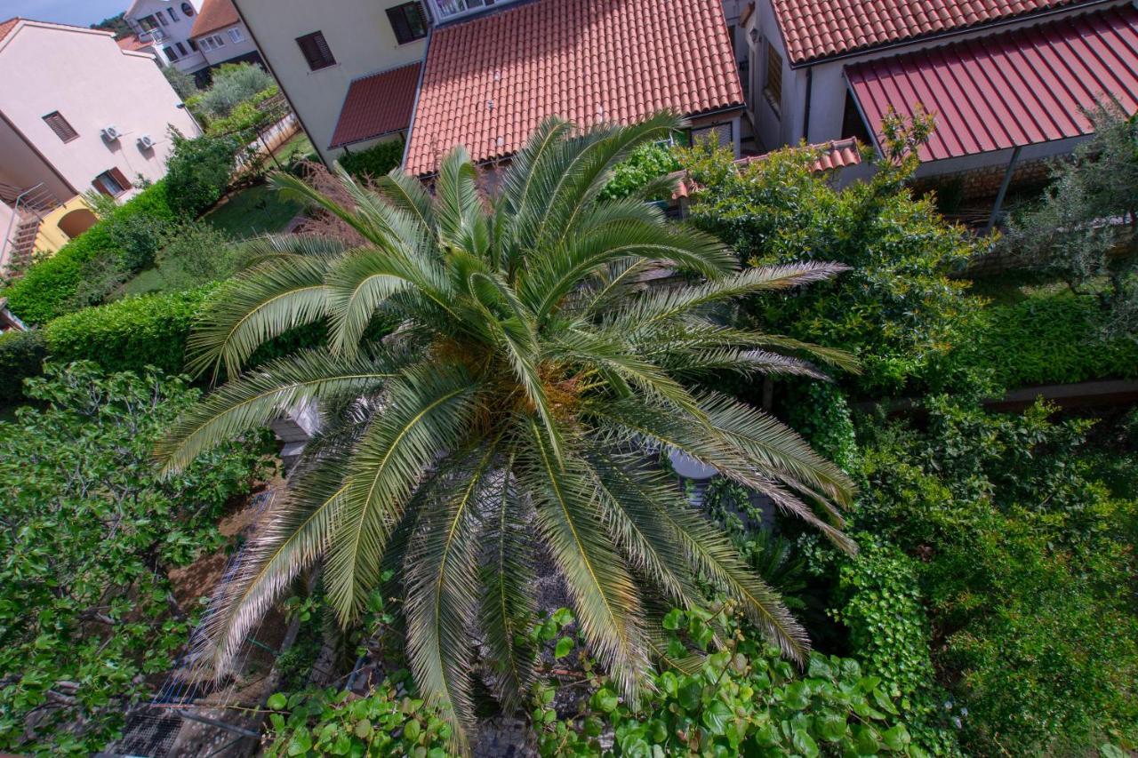 Cozy Apartment With Breakfast On Request 1 Pula Exterior photo