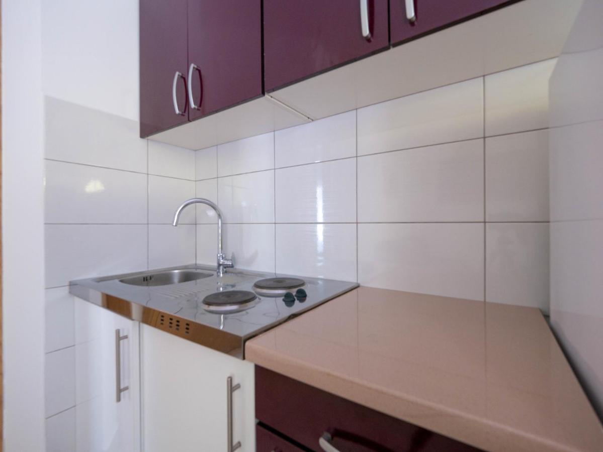 Cozy Apartment With Breakfast On Request 1 Pula Exterior photo